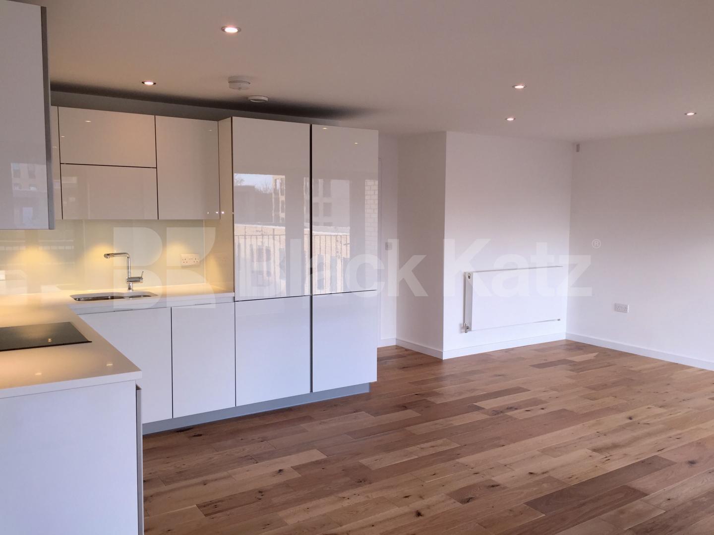 			LET , 1 Bedroom, 1 bath, 1 reception Apartment			 Bramah Road (Oval Quarter), Oval